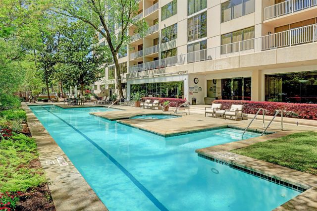 121 N Post Oak Lane 706, Houston, TX 77024