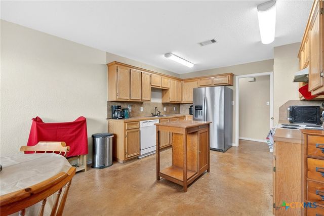 2416 Merle Drive, Copperas Cove, TX 76522