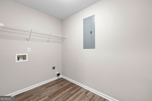 1229 N Hampton Drive, Hampton, GA 30228