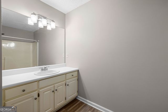 1229 N Hampton Drive, Hampton, GA 30228