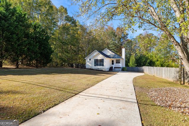 1229 N Hampton Drive, Hampton, GA 30228