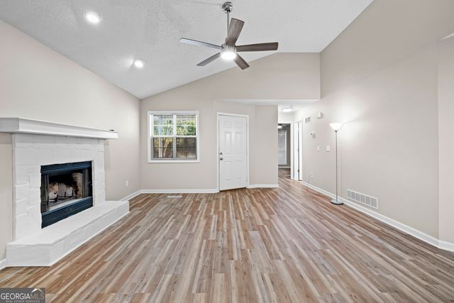 1229 N Hampton Drive, Hampton, GA 30228