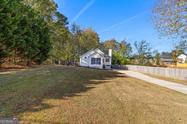 1229 N Hampton Drive, Hampton, GA 30228