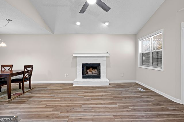 1229 N Hampton Drive, Hampton, GA 30228