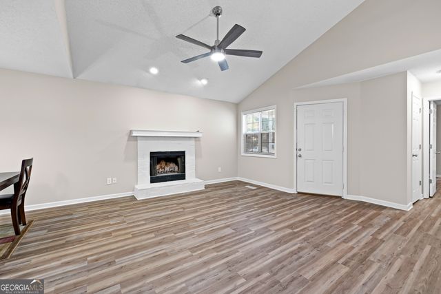 1229 N Hampton Drive, Hampton, GA 30228