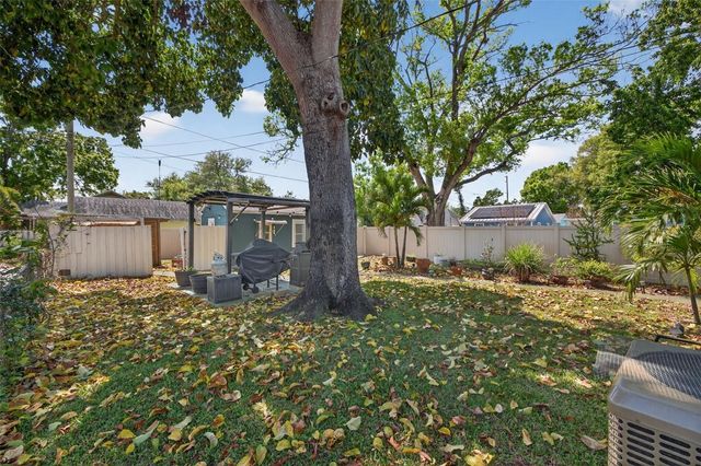 2270 7TH AVENUE N, St Petersburg, FL 33713