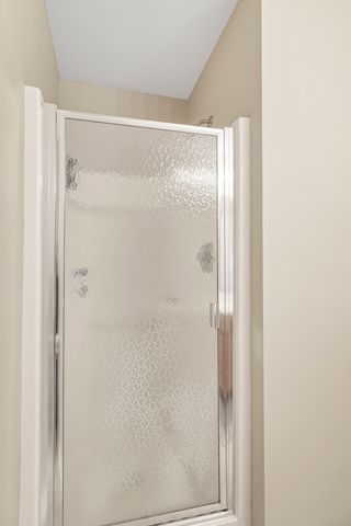 1633 Fredericksburg Lane 1633, Aurora, IL 60503