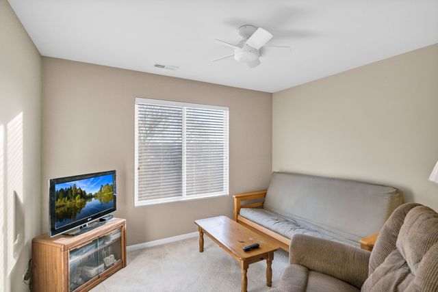 1633 Fredericksburg Lane 1633, Aurora, IL 60503