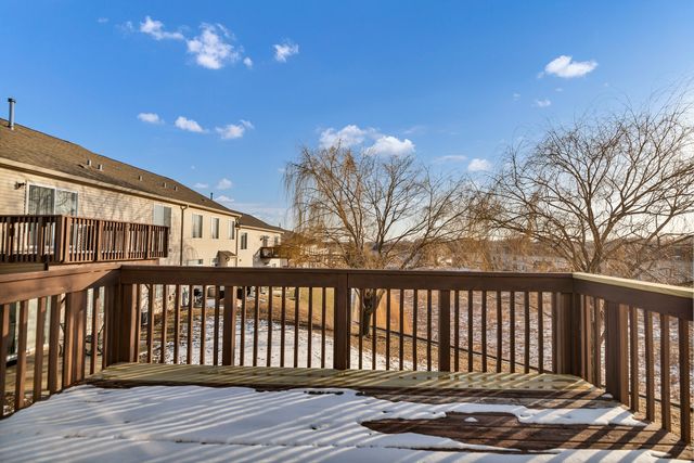 1633 Fredericksburg Lane 1633, Aurora, IL 60503