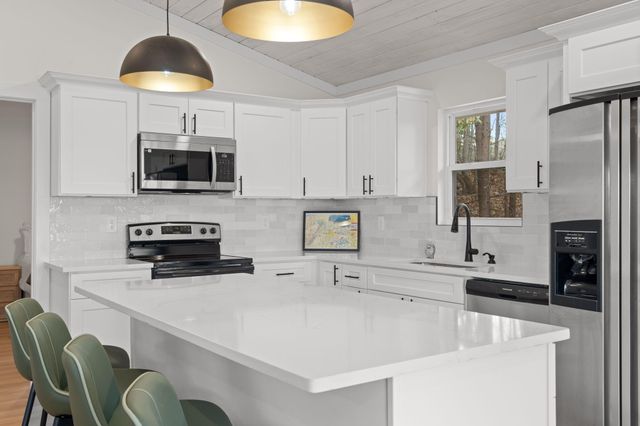 3521 Gold Point Circle S, Hixson, TN 37343