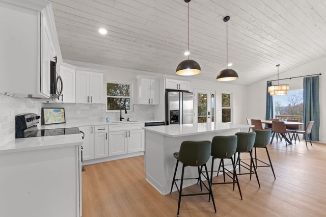 3521 Gold Point Circle S, Hixson, TN 37343