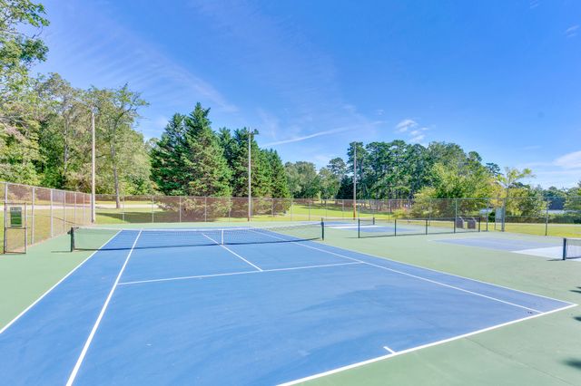 3521 Gold Point Circle S, Hixson, TN 37343