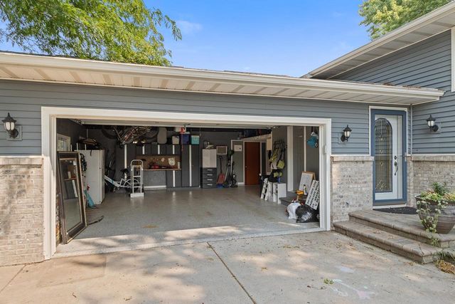 3893 Terrace Circle, Deforest, WI 53532