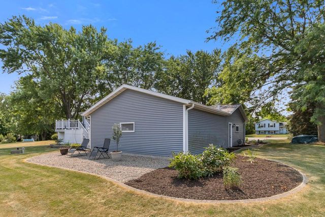 3893 Terrace Circle, Deforest, WI 53532