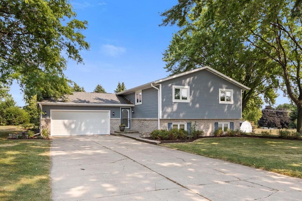 3893 Terrace Circle, Deforest, WI 53532