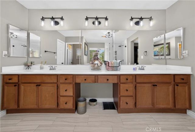 7050 Larkspur, Eastvale, CA 92880