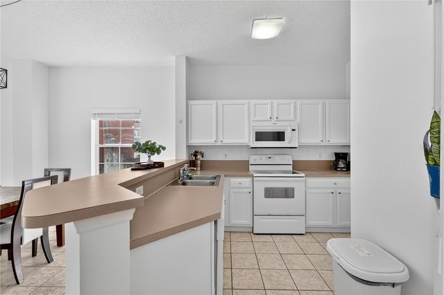 1070 PARK RIDGE CIRCLE, Kissimmee, FL 34746