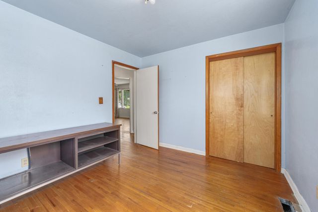 2357 S Walnut St, Wichita, KS 67213