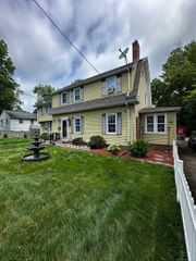 54 Carmel Street, Hamden, CT 06518