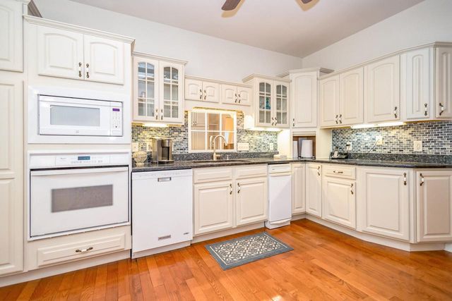 6583 Bridlewood COURT, Lake Geneva, WI 53147