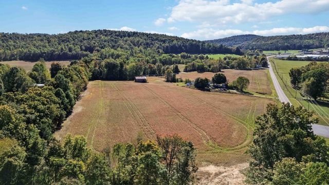 732 Highway 558, Albany, KY 42602