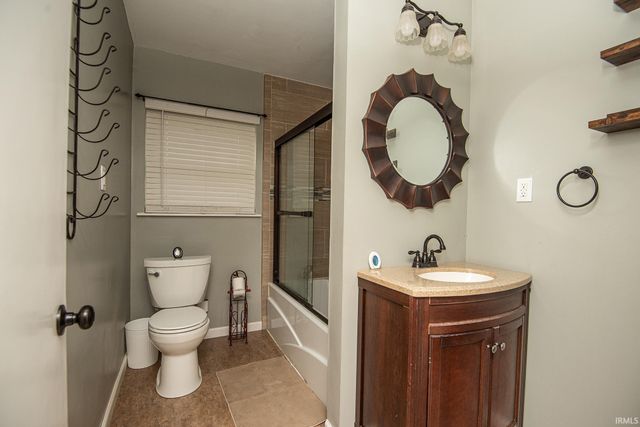 1424 Audubon Road, Vincennes, IN 47591