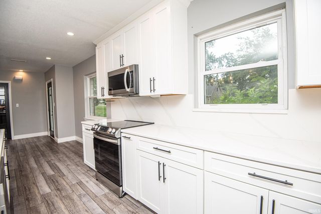 1424 Audubon Road, Vincennes, IN 47591