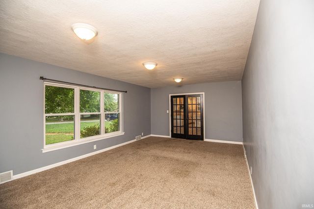 1424 Audubon Road, Vincennes, IN 47591