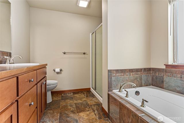 1466 PATRIOT Court, Ferndale, WA 98248