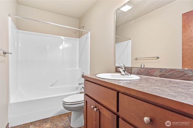 1466 PATRIOT Court, Ferndale, WA 98248