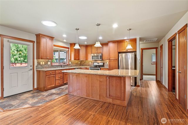 1466 PATRIOT Court, Ferndale, WA 98248