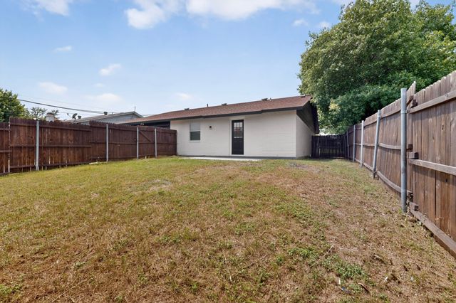 1516 Duet Drive, Dallas, TX 75241