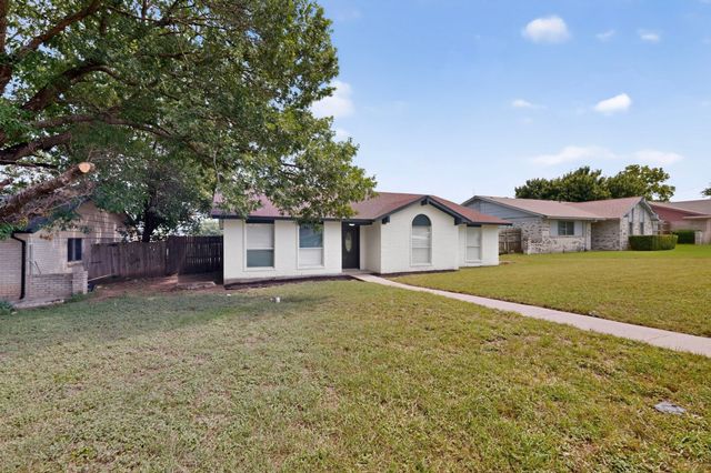 1516 Duet Drive, Dallas, TX 75241