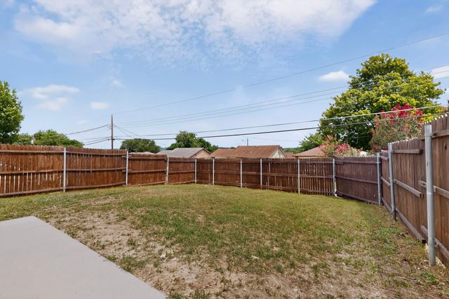 1516 Duet Drive, Dallas, TX 75241