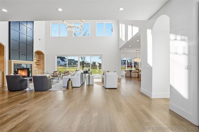 17802 E Patriot Drive, Owasso, OK 74055