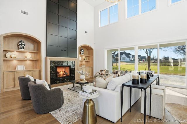 17802 E Patriot Drive, Owasso, OK 74055