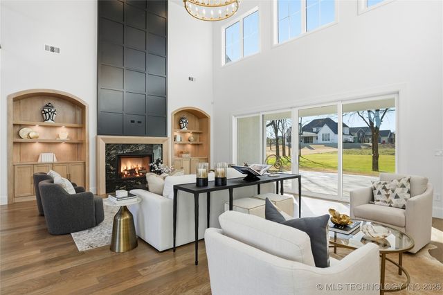 17802 E Patriot Drive, Owasso, OK 74055