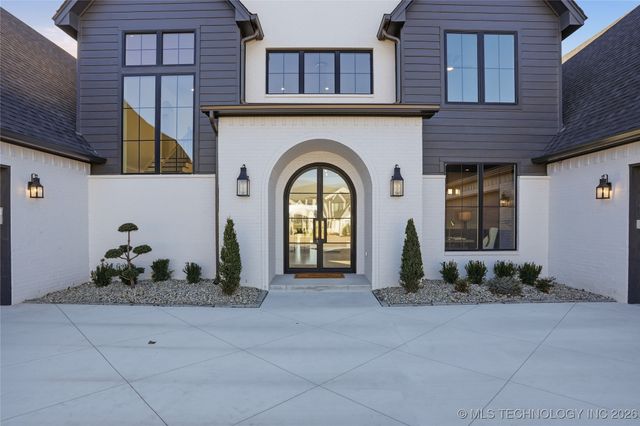 17802 E Patriot Drive, Owasso, OK 74055