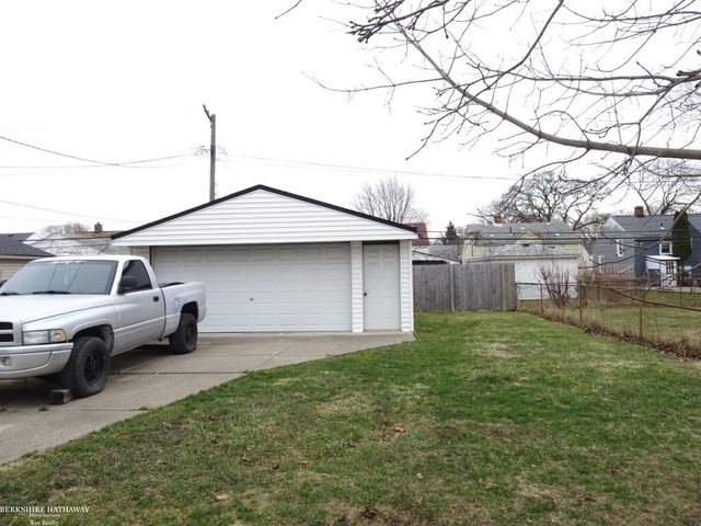 22070 Donald Avenue, Eastpointe, MI 48021