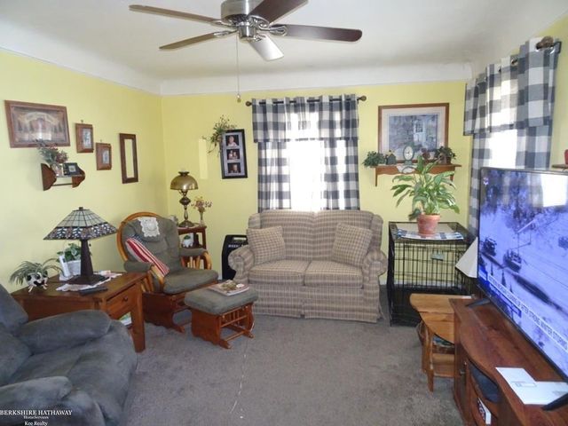 22070 Donald Avenue, Eastpointe, MI 48021