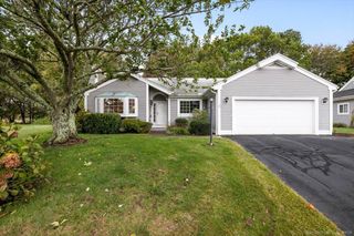 367 Main Street 31, Old Saybrook, CT 06475