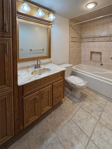 1680 Manton Boulevard, Canton Charter Township, MI 48187