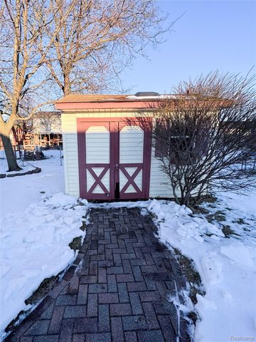 1680 Manton Boulevard, Canton Charter Township, MI 48187