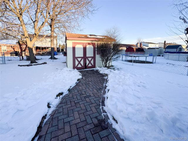 1680 Manton Boulevard, Canton Charter Township, MI 48187