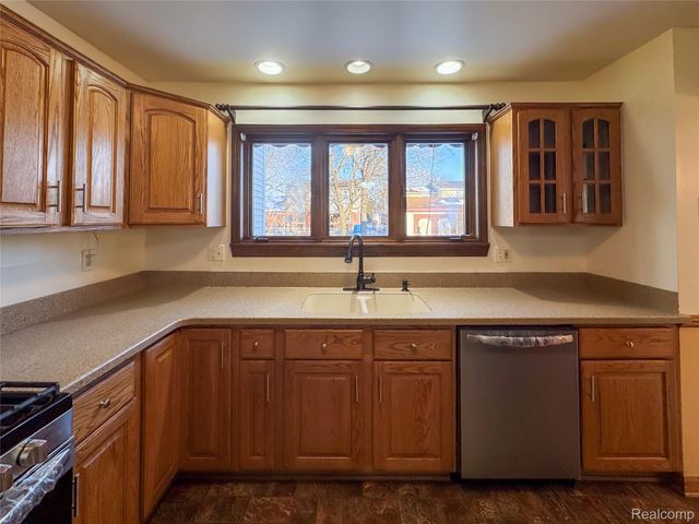 1680 Manton Boulevard, Canton Charter Township, MI 48187