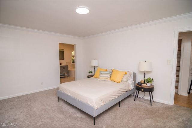 68305 Rolling Acres Drive, St Clairsville, OH 43950