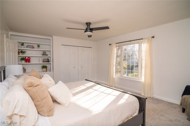 68305 Rolling Acres Drive, St Clairsville, OH 43950