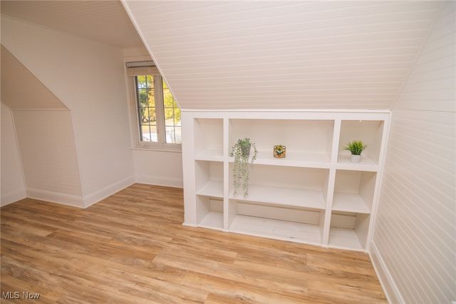 68305 Rolling Acres Drive, St Clairsville, OH 43950