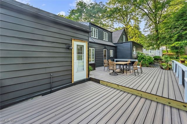 68305 Rolling Acres Drive, St Clairsville, OH 43950