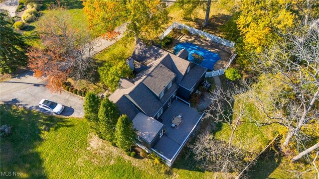 68305 Rolling Acres Drive, St Clairsville, OH 43950